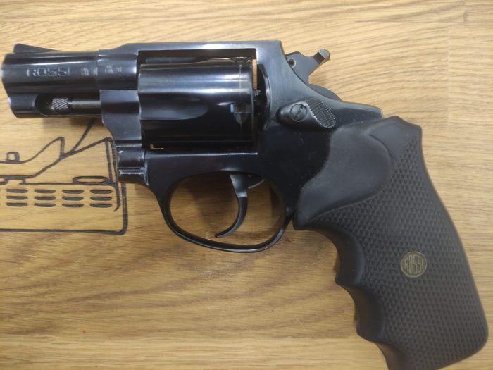 Revolver ROSSI, Petr Vlastník